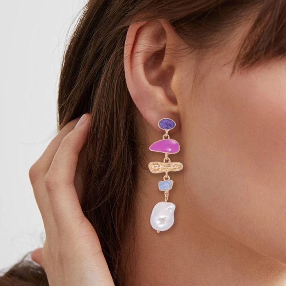 Pearl drop earrings N878